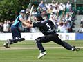 Paul Collingwood showed the athletic fielding he is renowned for.jpg
